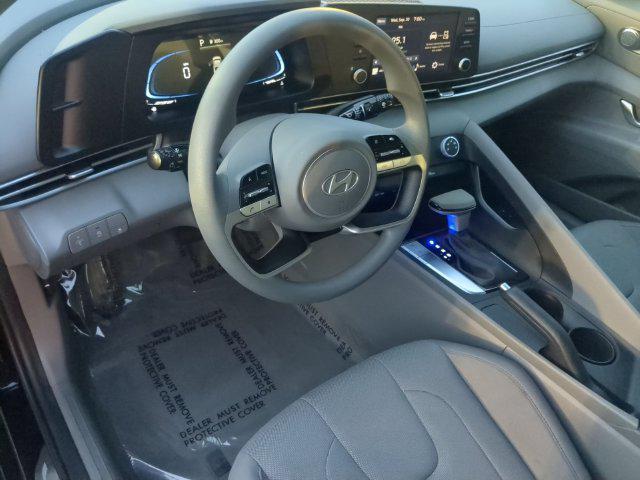 2025 Hyundai Elantra - $21,800