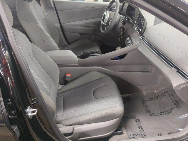 2025 Hyundai Elantra - $21,800