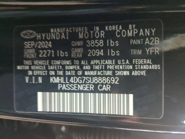 2025 Hyundai Elantra - $21,800