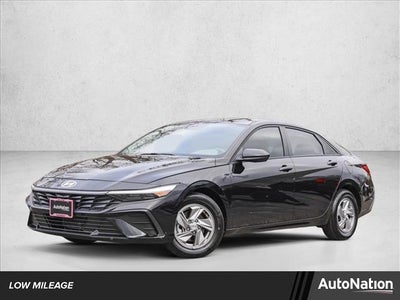 Photo of a 2025 Hyundai Elantra SE 4DR Sedan for sale