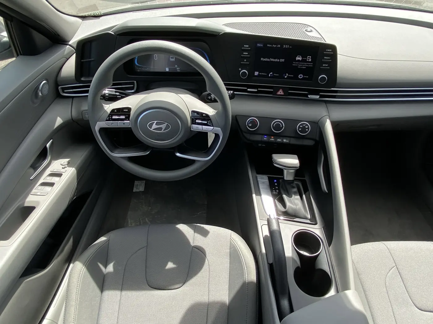 2025 Hyundai Elantra - $19,740