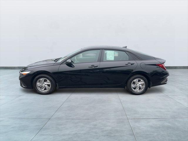 2026 Hyundai Elantra - $21,200