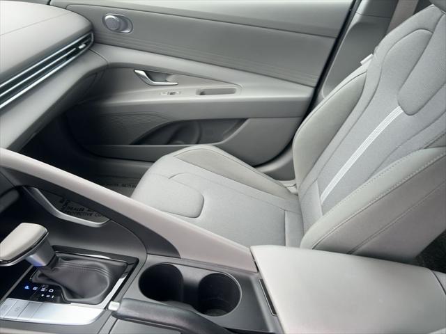 2026 Hyundai Elantra - $21,200