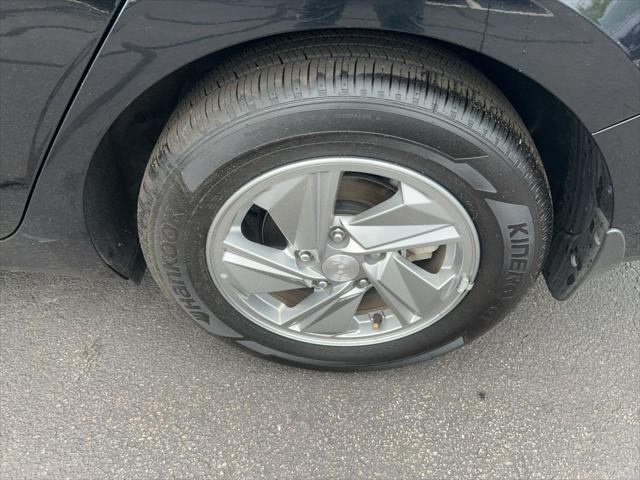 2026 Hyundai Elantra - $21,200