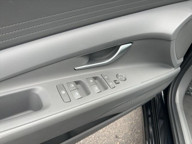 2026 Hyundai Elantra - $21,200
