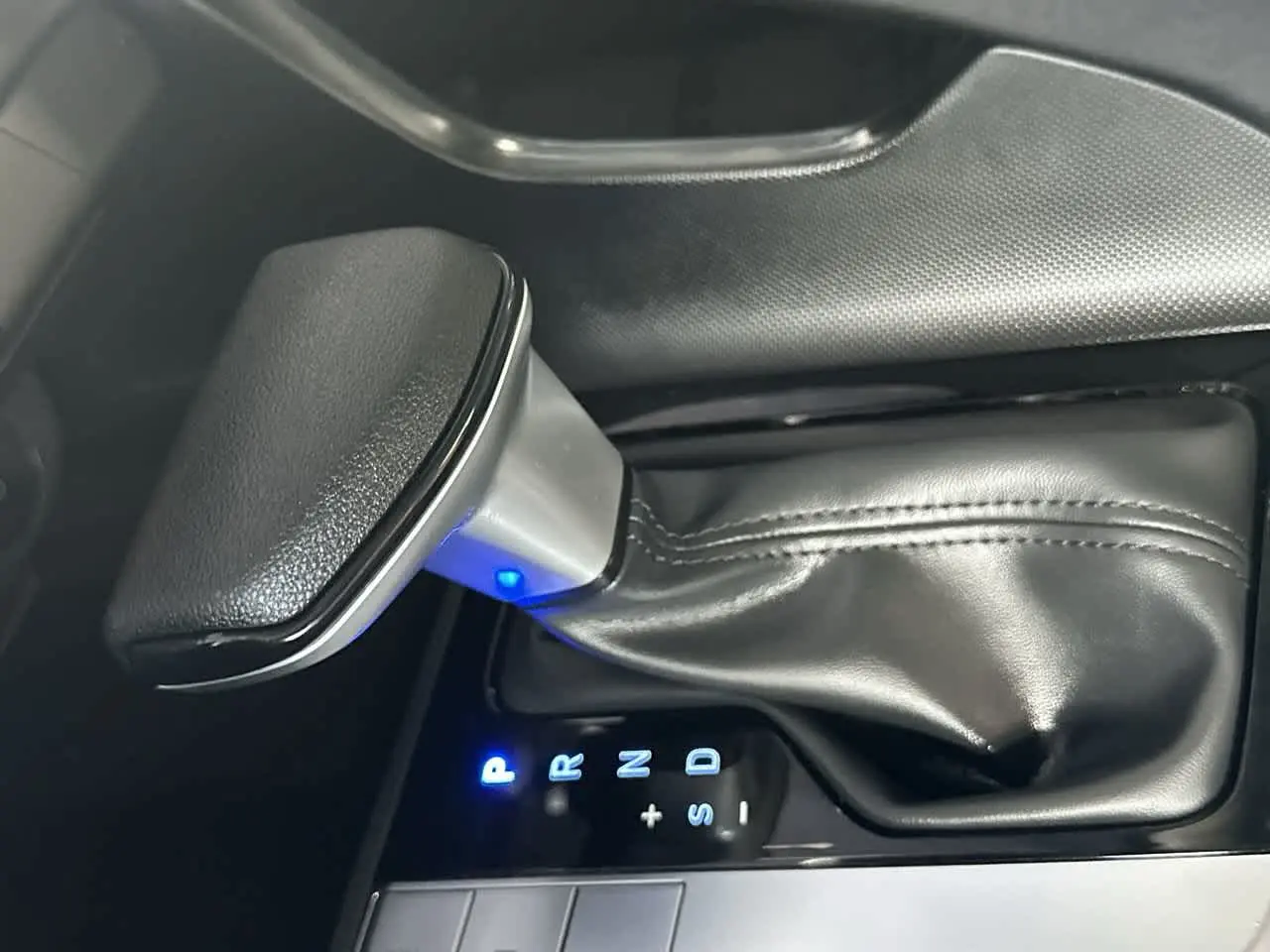 2026 Hyundai Elantra - $20,370
