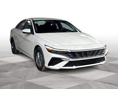 2026 Hyundai Elantra SE 4DR Sedan