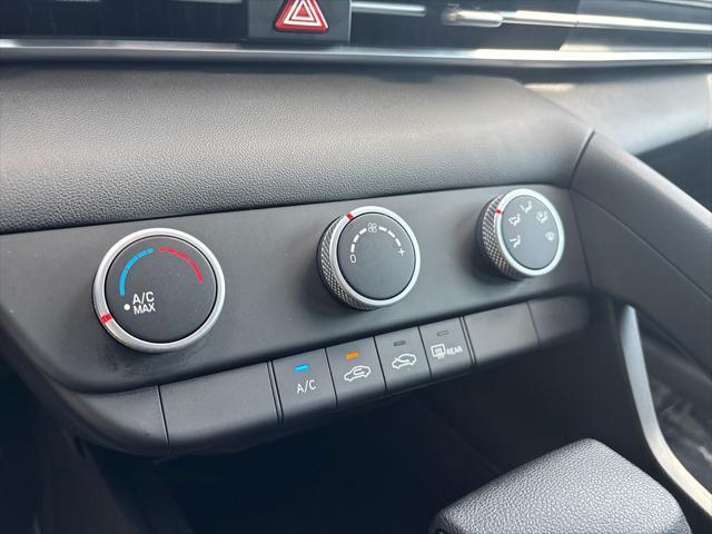 2026 Hyundai Elantra - $21,677