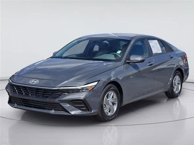 2026 Hyundai Elantra SE 4DR Sedan