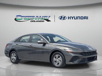 2026 Hyundai Elantra SE 4DR Sedan