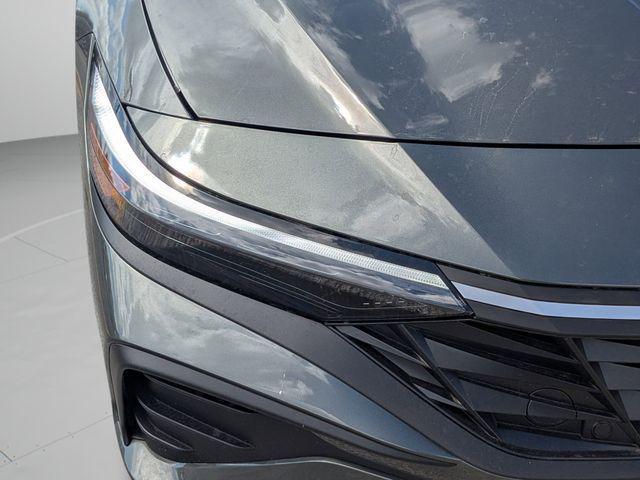 2026 Hyundai Elantra - $25,559
