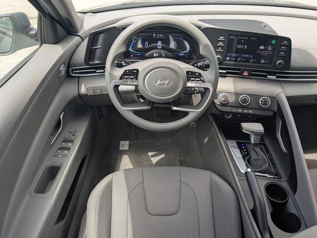 2026 Hyundai Elantra - $25,559