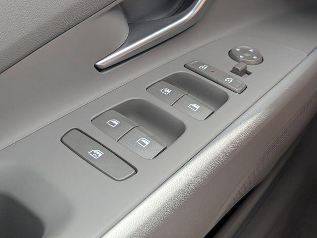 2026 Hyundai Elantra - $25,559