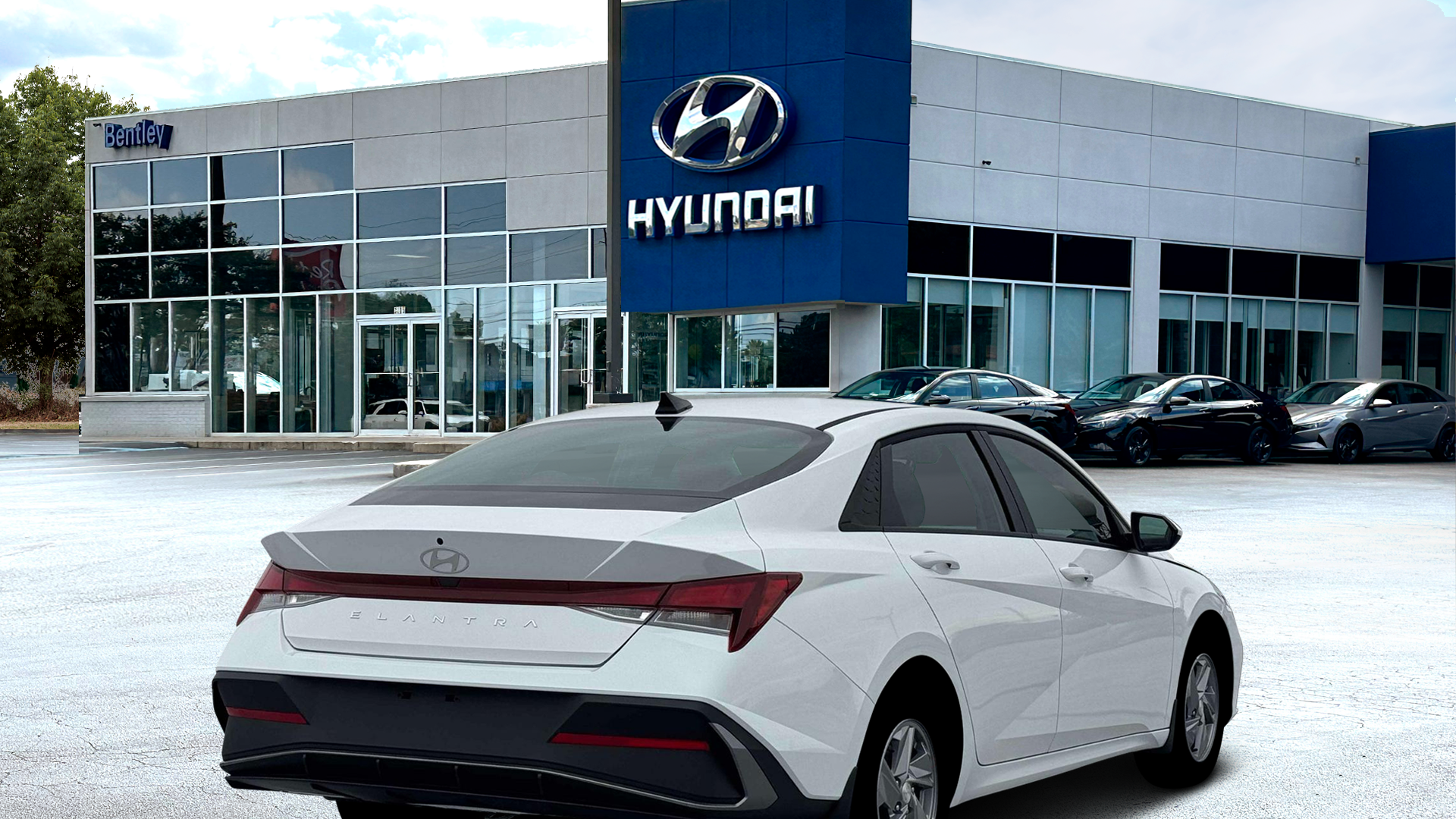 2026 Hyundai ELANTRA SE