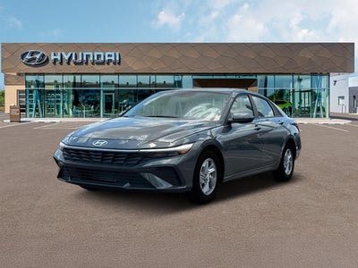 2024 Hyundai Elantra SE 4DR Sedan