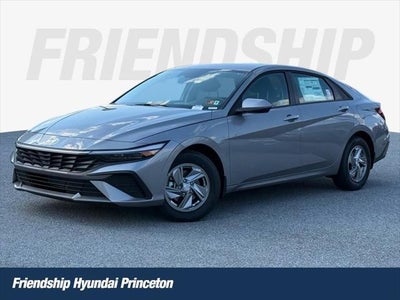 Photo of a 2025 Hyundai Elantra SE 4DR Sedan for sale