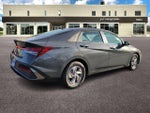 2025 Elantra Thumbnail 3