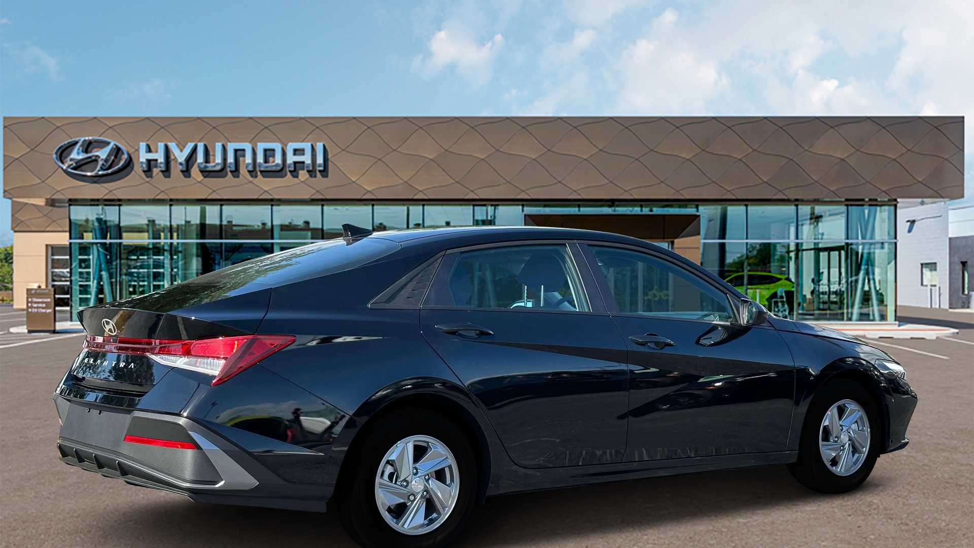 2025 Hyundai ELANTRA SE