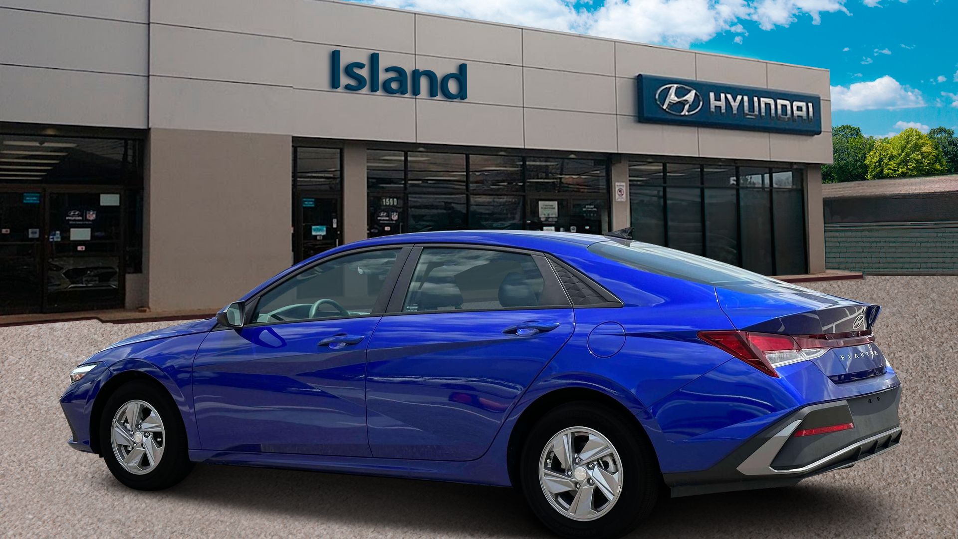 2025 Hyundai ELANTRA SE
