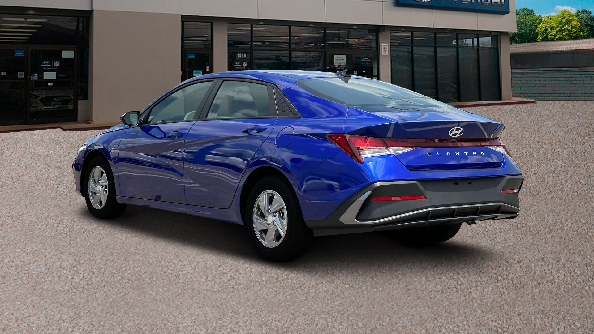 2025 Hyundai ELANTRA SE