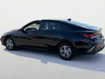 2025 Elantra Thumbnail 7