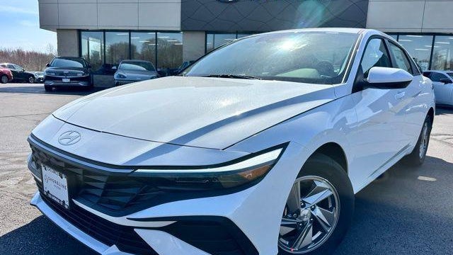 Preowned 2025 Hyundai ELANTRA SE for Sale