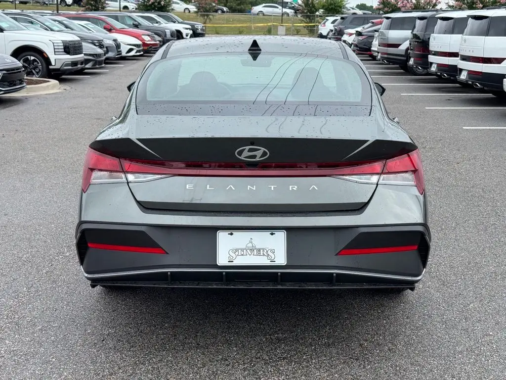 2026 Hyundai Elantra - $22,200