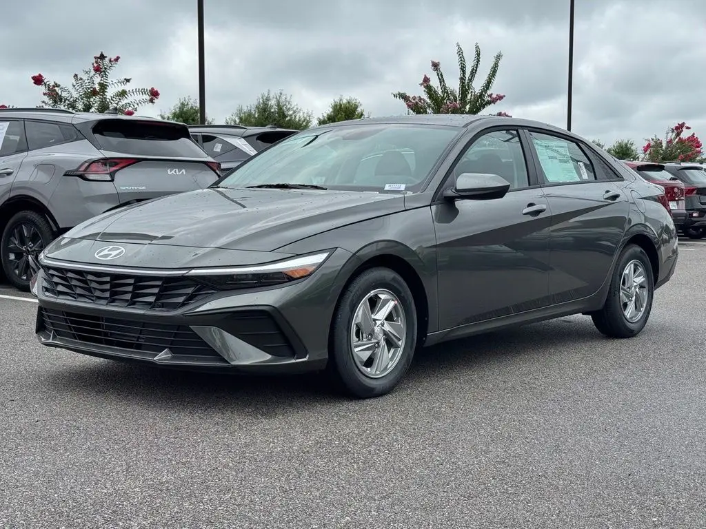 2026 Hyundai Elantra - $22,200