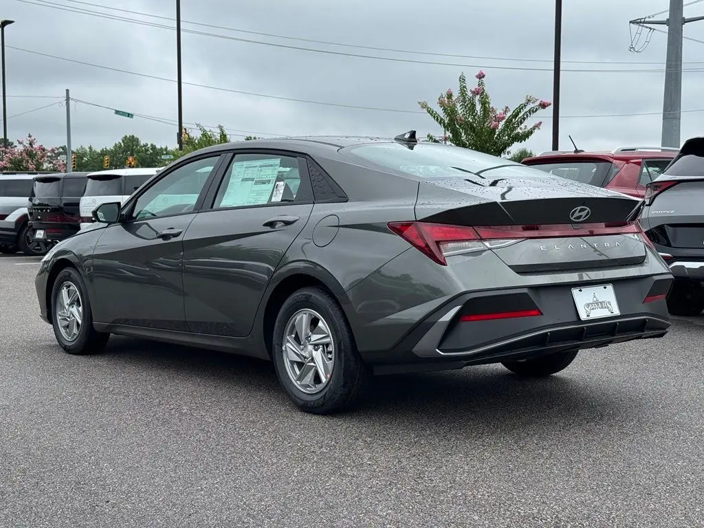 2026 Hyundai Elantra - $22,200
