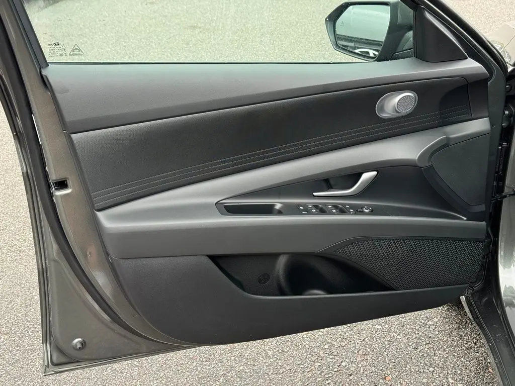 2026 Hyundai Elantra - $22,200