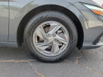 2024 Elantra Thumbnail 25