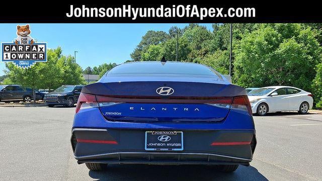 2024 Hyundai ELANTRA SE