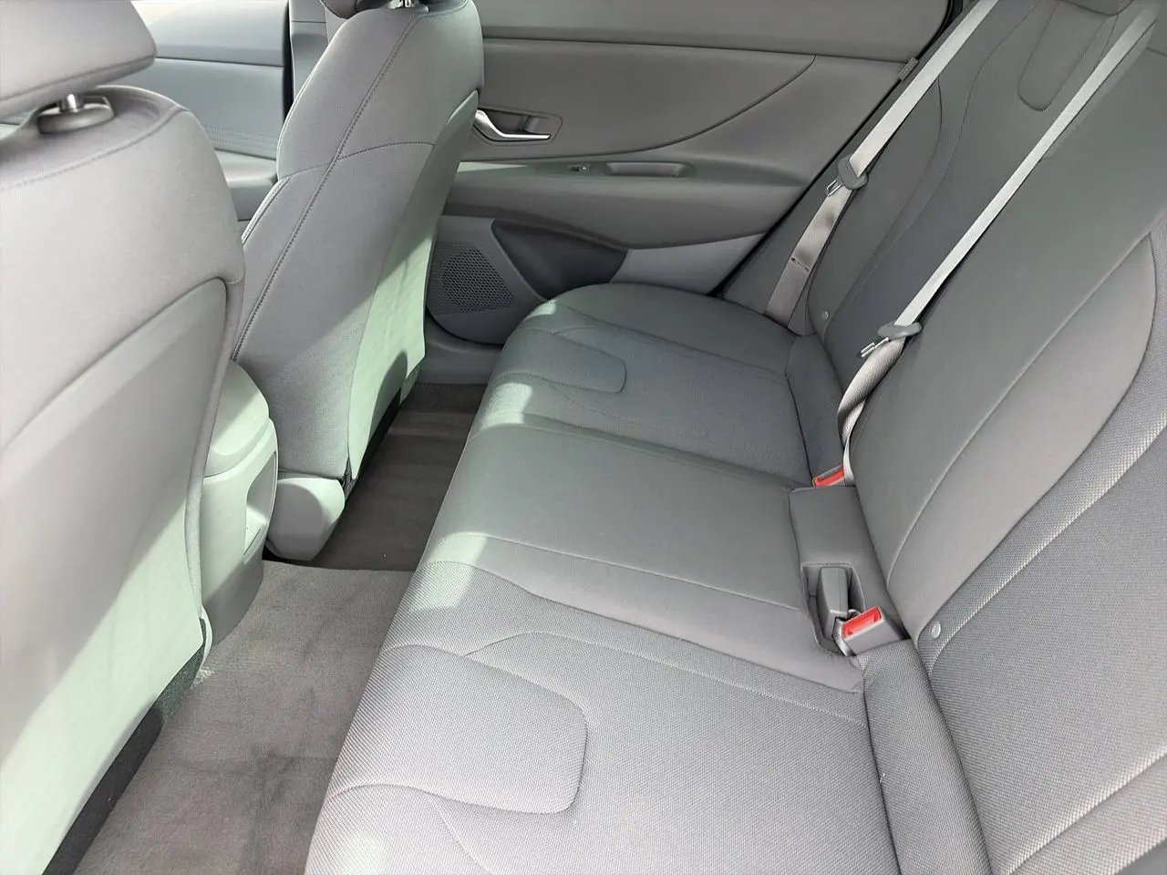 2024 Hyundai Elantra - $18,781