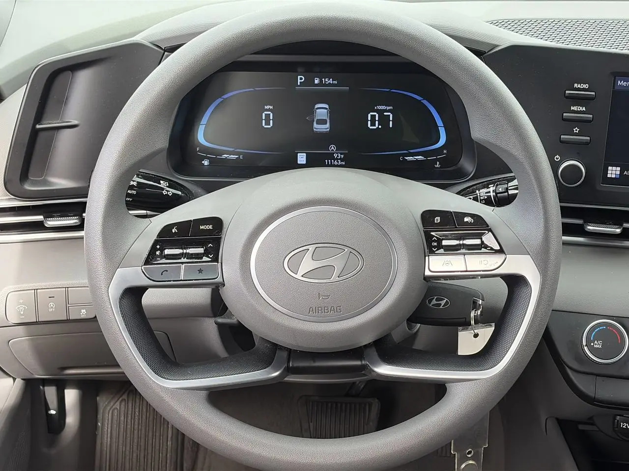 2024 Hyundai Elantra - $18,781