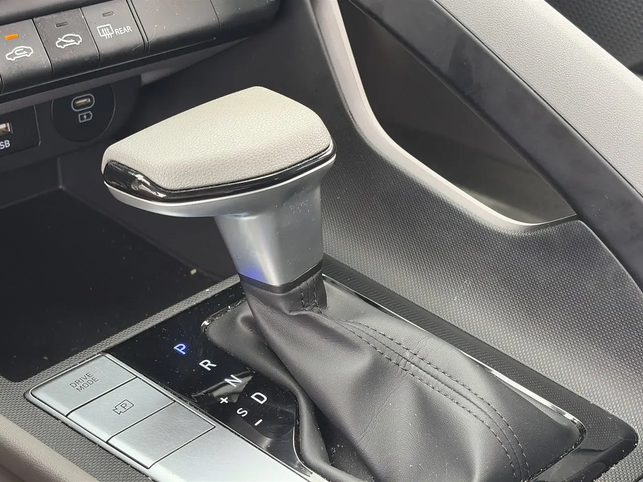 2024 Hyundai Elantra - $18,781
