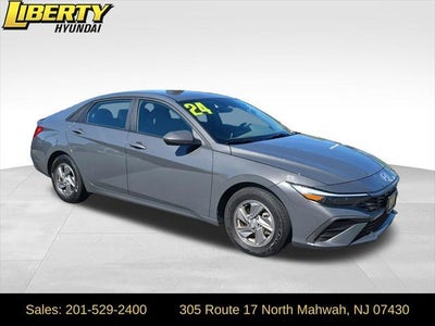 2024 Hyundai Elantra SE 4DR Sedan