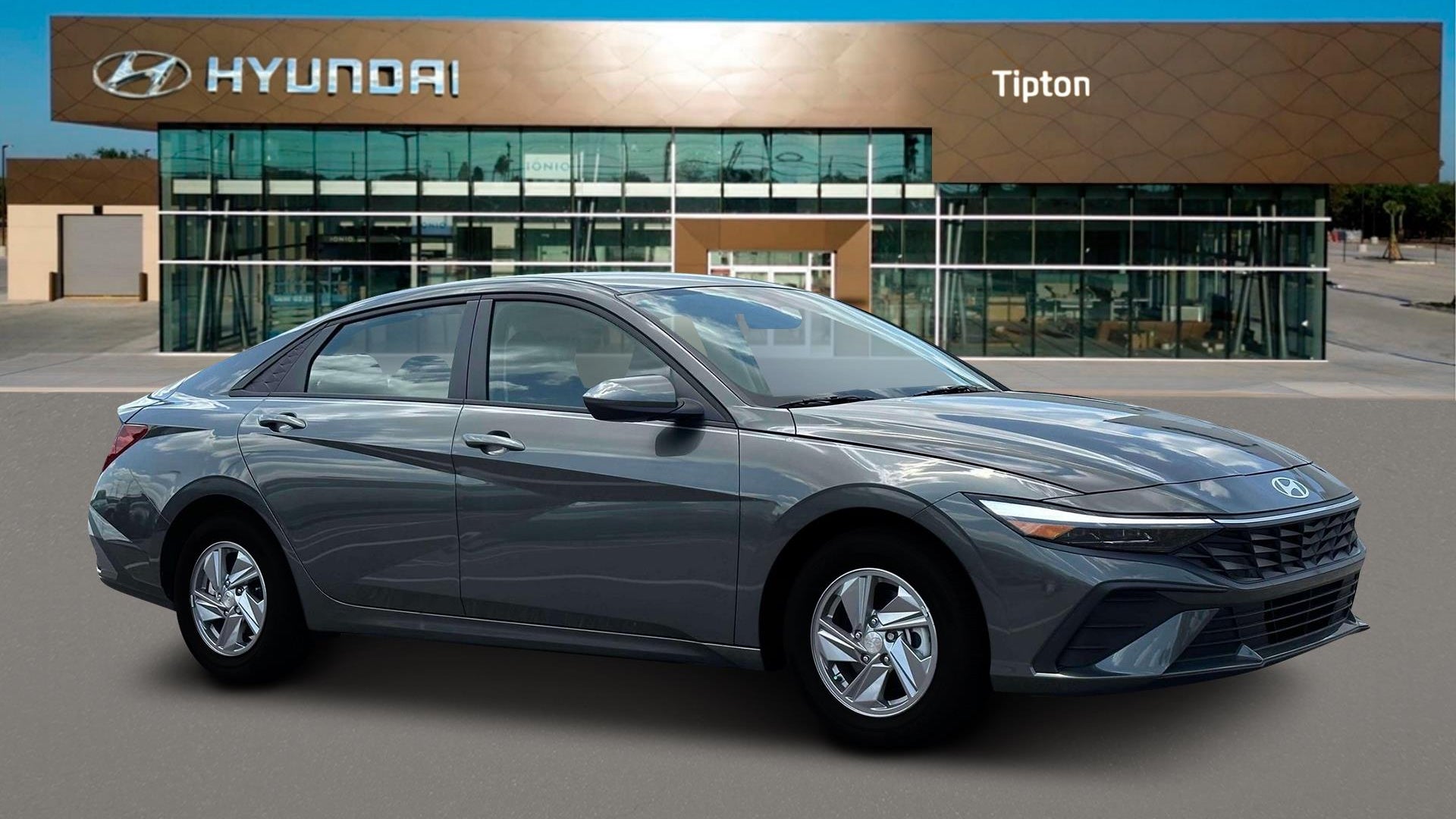 2024 Hyundai ELANTRA SE