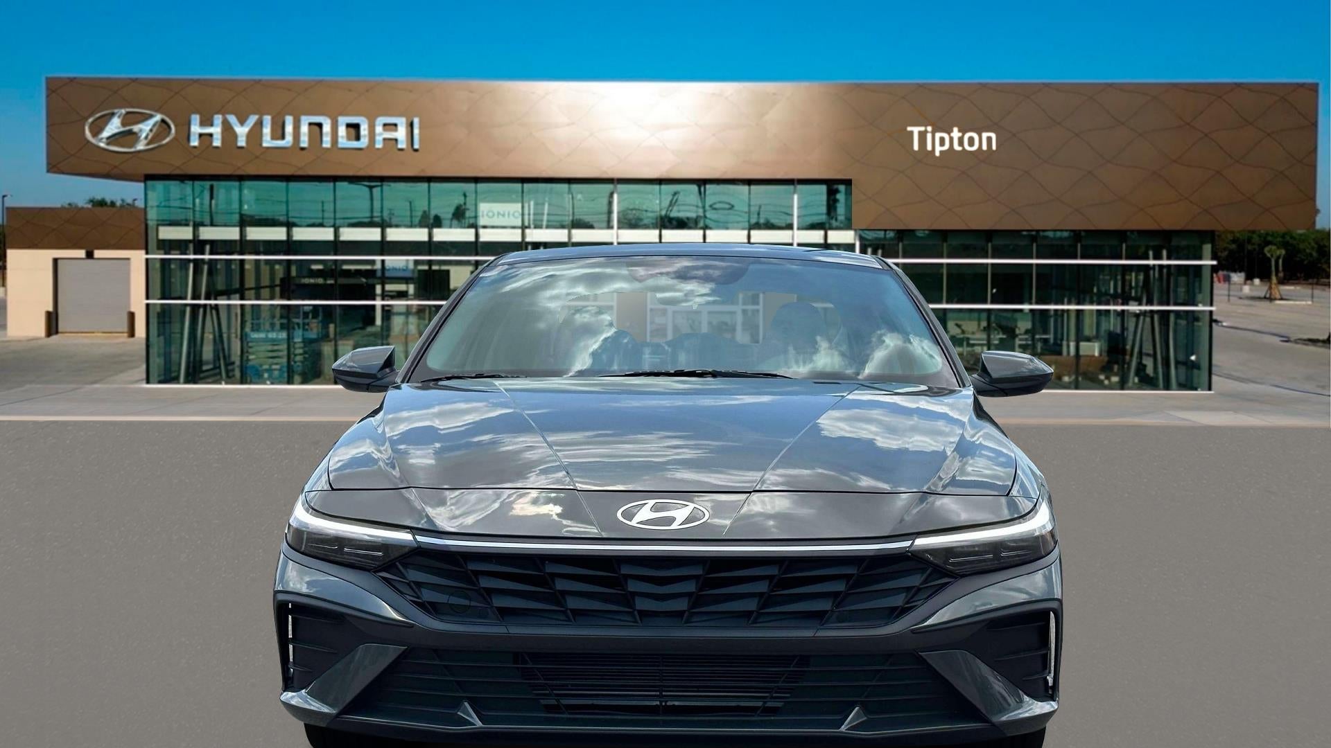 2024 Hyundai ELANTRA SE