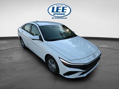 2025 Hyundai Elantra SE 4DR Sedan