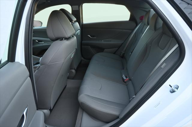 2025 Hyundai Elantra - $19,995