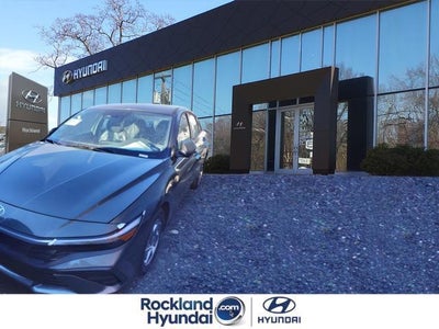 Photo of a 2025 Hyundai Elantra SE 4DR Sedan for sale