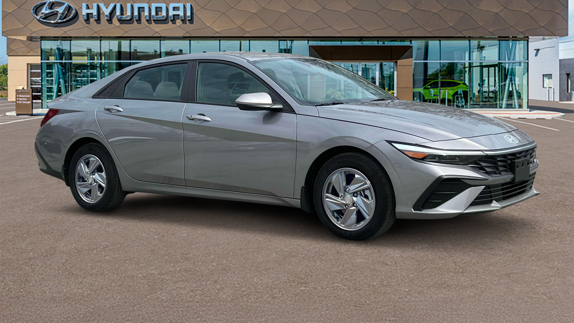 2025 Hyundai ELANTRA SE