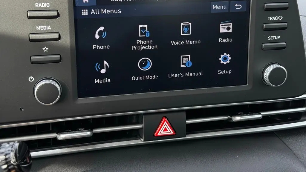 2026 Hyundai ELANTRA SE