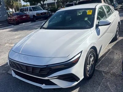 2026 Hyundai Elantra SE 4DR Sedan