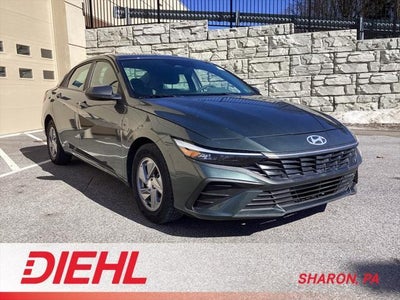 2024 Hyundai Elantra SE 4DR Sedan