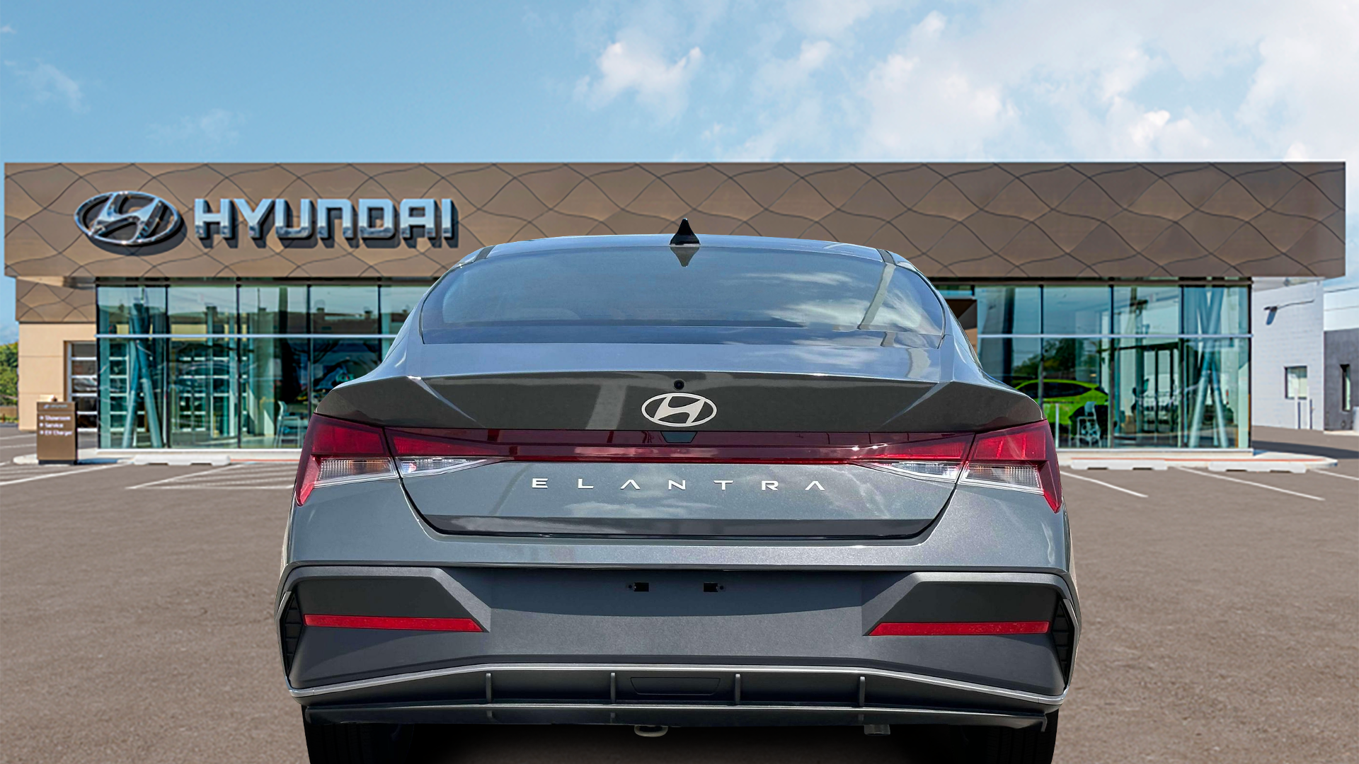 2024 Hyundai ELANTRA SE