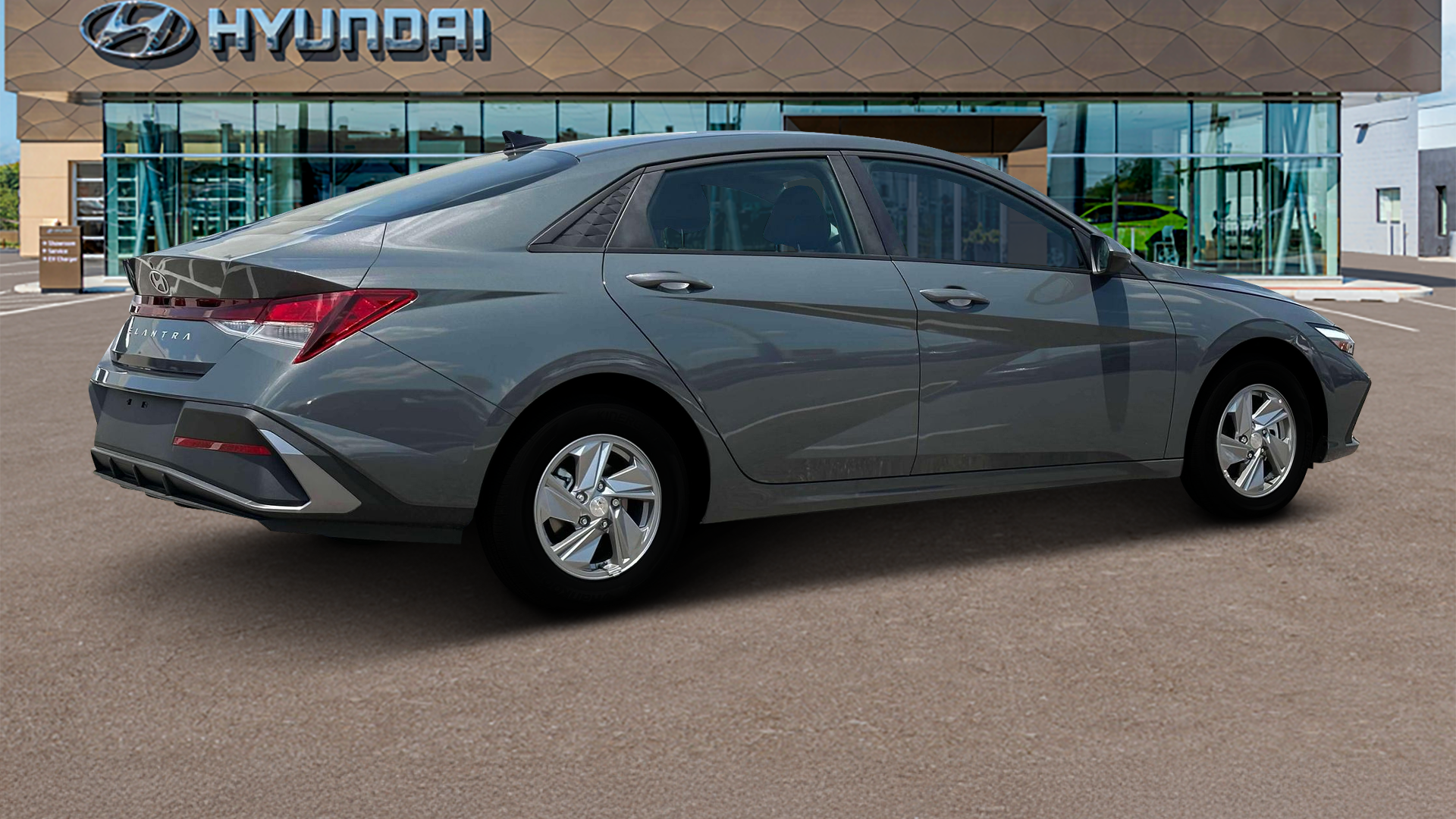 2024 Hyundai ELANTRA SE