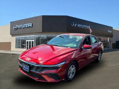 2024 Hyundai Elantra SE 4DR Sedan