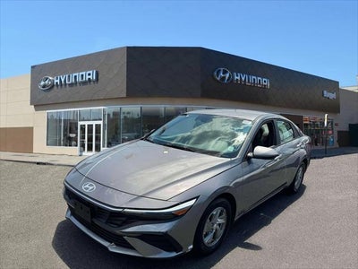 2024 Hyundai Elantra SE 4DR Sedan