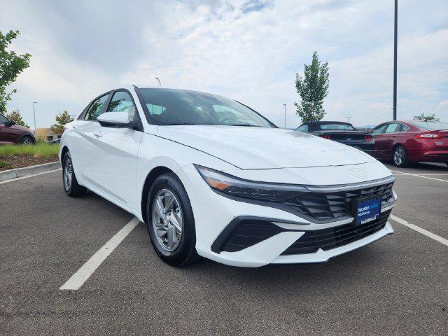 2025 Hyundai Elantra - $21,552